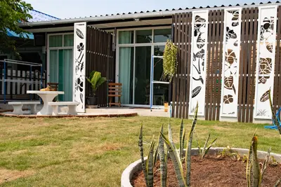 Image de Thai Neighbourhood Duplex Stay- 3 bedroom Home with Close Proximity to the Beach