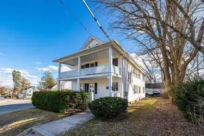 Image de Home with King Bed Near Uconn & Ecsu & Hospital