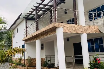 Image de Nice 4 Br Hse in Accra - Ashongman Estates
