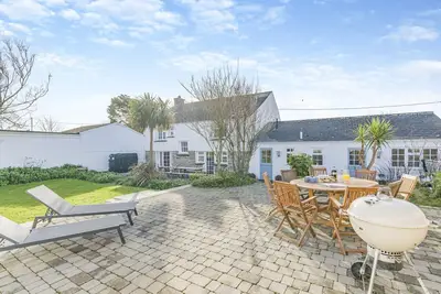 Image de Elmwood Cottage - Quatre Chambres Maison, Couchages 8