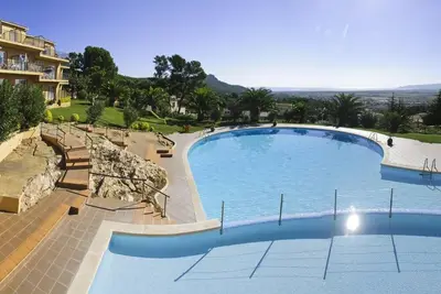 Image de Apcostas Club Torre Vella / Deux Pièces