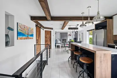 Image de New design house friendly and calmer area