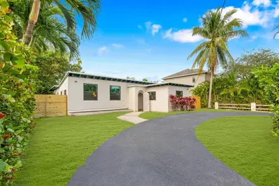 Image de Our home it's a central place in the city that will facilitate your stay!