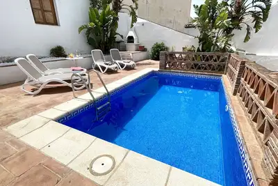 Image de Fab 4 bed villa in the heart of the village