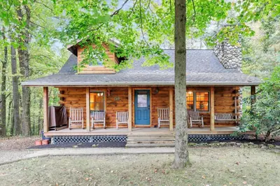 Image de Serene cabin at Apple Valley Lake