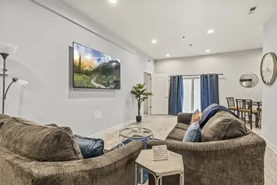 Image de 2Bed2Bath Spacious Gem With KingBed