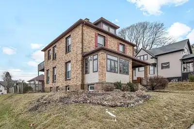 Image de Lakeview Loft - Just opened up for July!