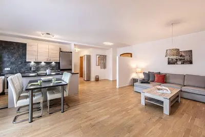 Image de Komfortable Ferienwohnung \"leni\" in Bischofswiesen - Hunde Willkommen