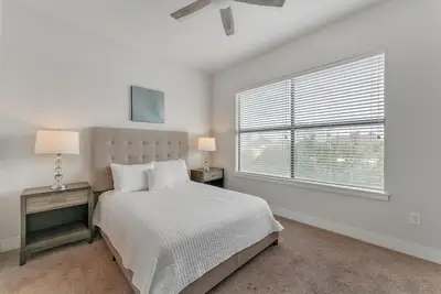 Image de Elegant 2Br apartment  I Pool I Gym I Parking