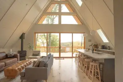 Image de Deep Creek Aframe Cabin