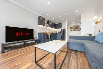 Image de Brand New Zone 2 Apt - Sleeps 5