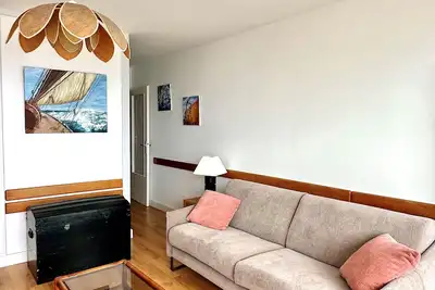 Image de Grand studio avec une vue imprenable sur la baie des Sables