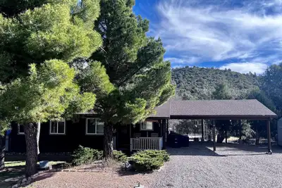 3b/1b Riverfront Retreat in Payson – Cool Summer Getaway, 4 Season Nature Escape