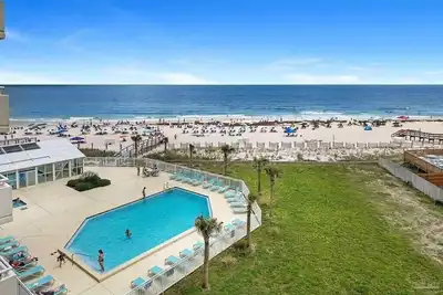 Image de Stunning Large Gulf Front Luxury Condo 2 Pools