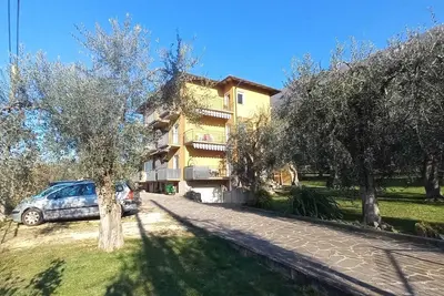 Image de Appartement \"Bassinel 2\" avec vue sur le lac, terrasse privée et Wi-Fi