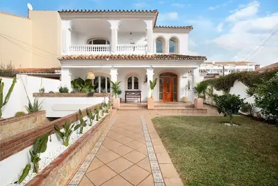 Image de Maison de vacances \"La Casita Del Mar\" avec bain à remous privé, terrasses privées et Wi-Fi