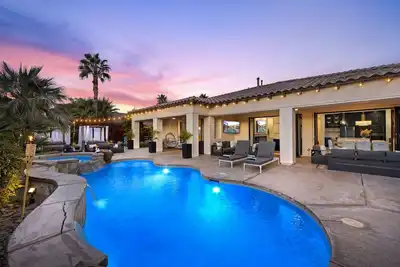 Santana: Pool, Spa, Bbq, Fire Pit, Cabanas, Games!