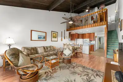 Image de Conveniently located two bedroom two bath Hk319