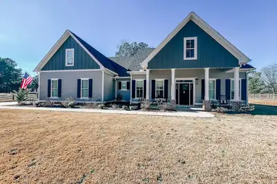 Image de Charming home perfect for Master's week - accessible to the National.