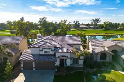 Image de 6th Tee Luxury Pool & Fire Pit