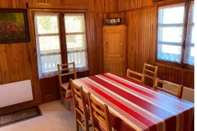 Image de Chalet accueillant avec terrasse