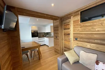 Image de Appartement rénové avec balcon skis aux pieds à Tignes