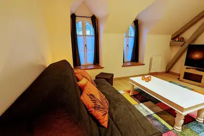 Image de Location Familiale Près du Château de Valençay avec Jardins et Terrasse Privative