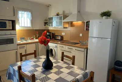 Image de Maison 3 pièces avec piscine, parking, animaux admis - Fleury-Saint-Pierre-la-Mer