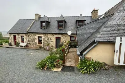Image de Bugueles : gîte 5 personnes 3 chambres avec jardin et plage à 5 mn