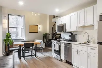 Image de Sosuite | 2br Loft w Shared W/D, Gym, Lounge