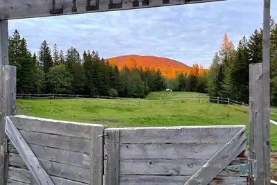 Image de Chalet Le Madison au pied du Mont Megantic!