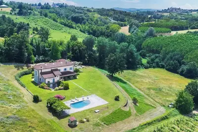 Image de Cascina Moglia 8+1, Emma Villas