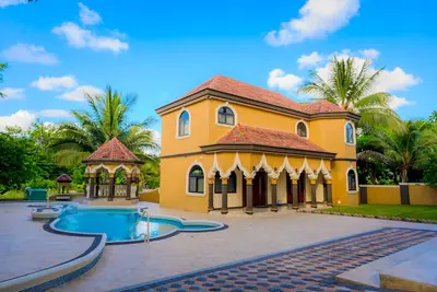 Image de Le'Lavion's Pool Villa w/Airport svc. & Private Chef/Ocho Rios Tower Isle