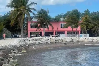 Image de Ocean front house. Quiet retreat on the Atlantic. Pool, kayaks, and a firepit!