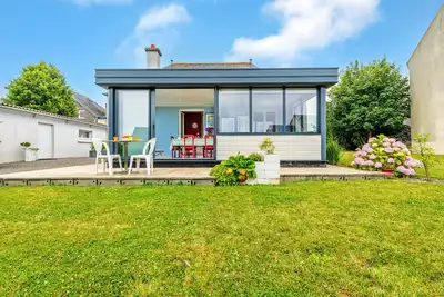 Image de Maison 4 Pers à 5kms De La Plage avec terrasse privée et jardin privé