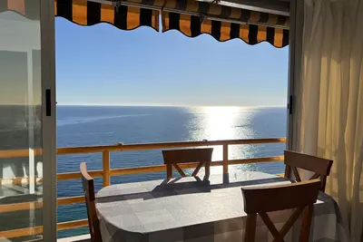 Image de Comfortable Piso Para tu Mejor Descanso+vistas Directas al Mar. 1linea de Playa