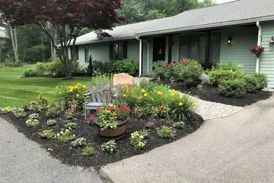 Image de Coastal Chic Sprawling Ranch