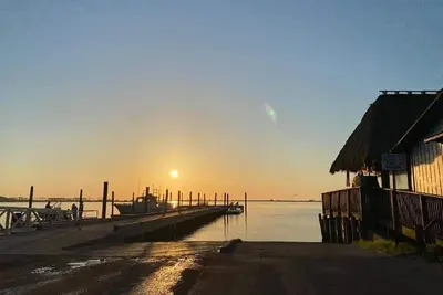 Image de Welcome to our remodeled home in the heart of a charming fishing town!