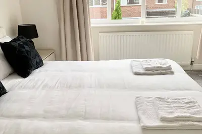 Immaculate 3-Bed Travel nest unavailable