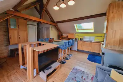 Image de Appartement tout équipé dans un cadre naturel, proche du Parc Avesnois et commodités, jusqu'à 5 pers.