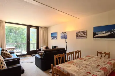 Image de Appartement spacieux au pied des pistes avec balcon et Wifi