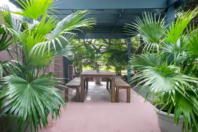 Image de Charleston Abode | Downtown, 1 Block from King St!