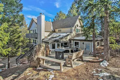 Image de Red Rocks Retreat ~ Hot Tub, Game Room, Serenity
