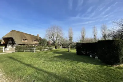 Image de Une maison normande et sa dépendance avec piscine chauffée à 1h45 de Paris!