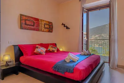 Image de Appartamento con vista panoramica sul Lago di Como
