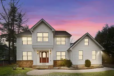 Image de Lakefront Backyard! Secluded Fishing, Kayaks, Arcade Room, Poker Room and Gym!