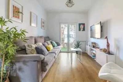 Image de Design house with 3 bedrooms and terrace! Quiet and fully equipped