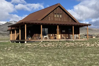 Image de World Class Fishing, and Mountain Views in the beautiful Madison River Valley.