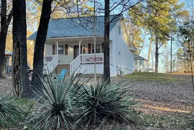 Image de Retro Retreat at Lake of the Pines