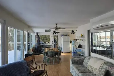 Image de Waterfront Trent River Cottage 2Bdrm Get Away 2 nights $250-Summer Week $850